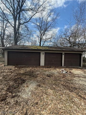 662 Sumner Street, Akron, OH 44311