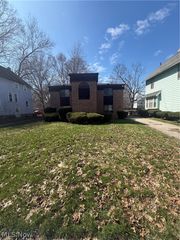 662 Sumner Street, Akron, OH 44311