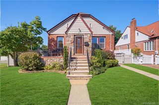 48 Central Boulevard, Merrick, NY 11566