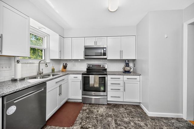 8430 Meadowlark Court, West Chester, OH 45069