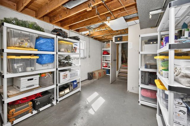 8430 Meadowlark Court, West Chester, OH 45069