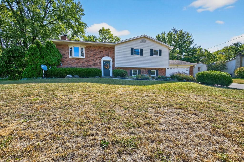 8430 Meadowlark Court, West Chester, OH 45069