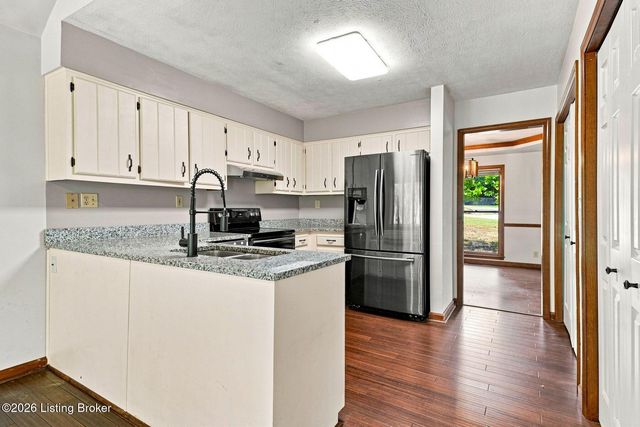 13201 Snowden Valley, Goshen, KY 40026