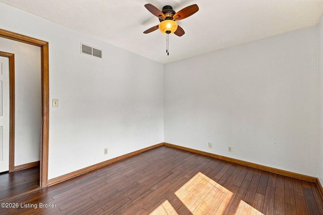 13201 Snowden Valley, Goshen, KY 40026