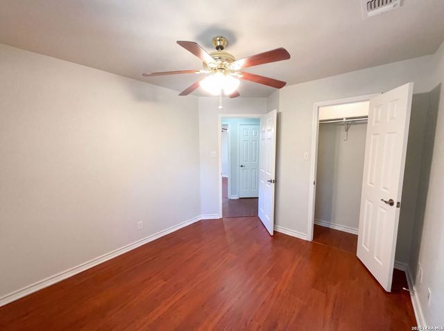 2106 GENEVA ST, Castroville, TX 78009