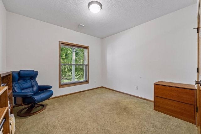 7762 Vasserman Place, Chanhassen, MN 55317