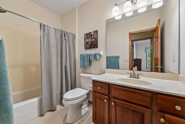 7762 Vasserman Place, Chanhassen, MN 55317