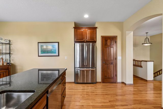 7762 Vasserman Place, Chanhassen, MN 55317
