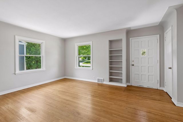 5605 York Avenue S, Edina, MN 55410