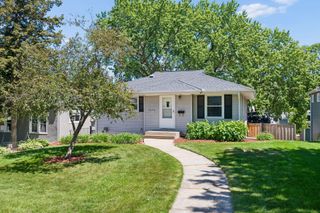 5605 York Avenue S, Edina, MN 55410