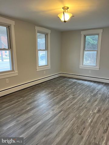 170 W PENN AVE, Wernersville, PA 19565