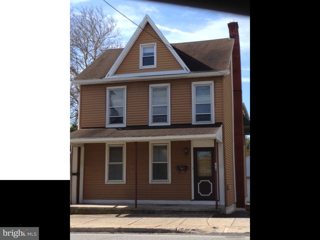 170 W PENN AVE, Wernersville, PA 19565