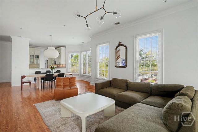 340 W Jones Street, Savannah, GA 31401