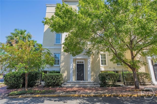 340 W Jones Street, Savannah, GA 31401
