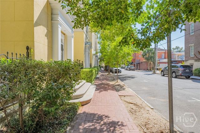 340 W Jones Street, Savannah, GA 31401