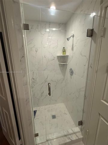 21 Lexington Ln W H, Palm Beach Gardens, FL 33418