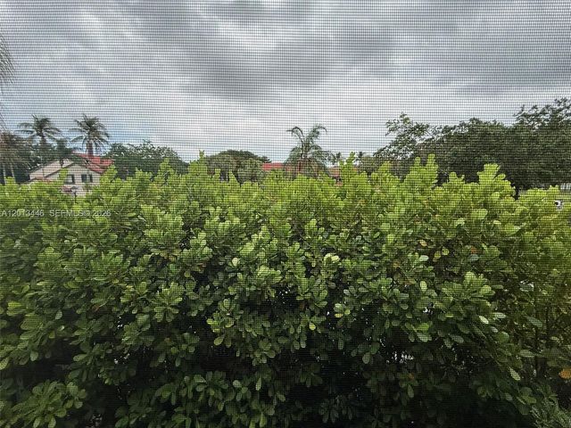 21 Lexington Ln W H, Palm Beach Gardens, FL 33418