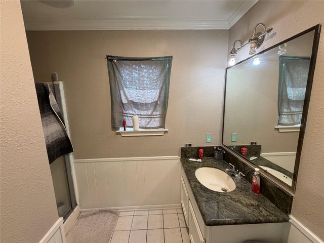 6105 Sugar Hill Drive, Angleton, TX 77515