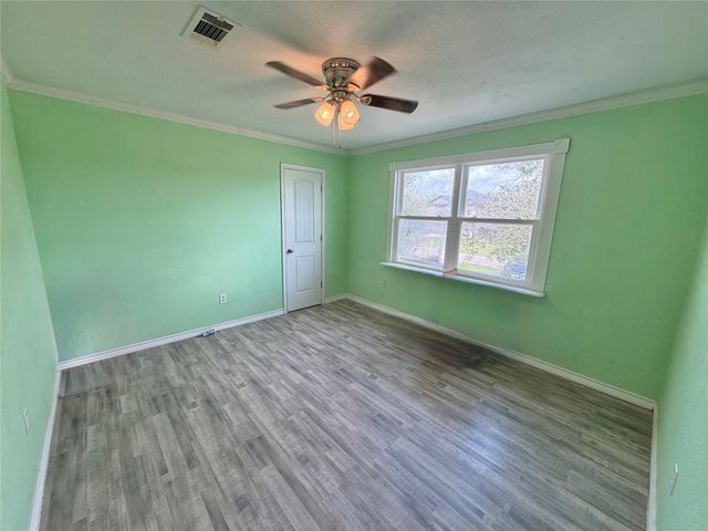6105 Sugar Hill Drive, Angleton, TX 77515