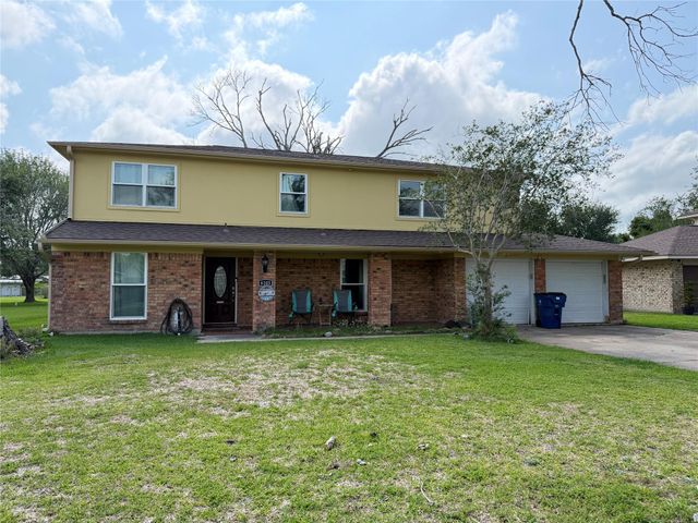6105 Sugar Hill Drive, Angleton, TX 77515