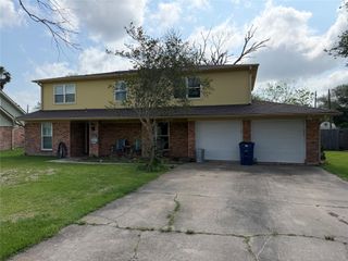 6105 Sugar Hill Drive, Angleton, TX 77515