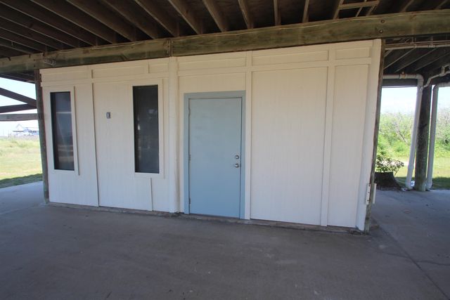 130 Olive Dr, Grand Isle, LA 70358