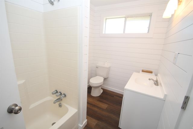 130 Olive Dr, Grand Isle, LA 70358