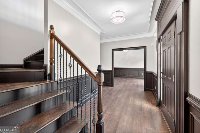 6085 Lake Windsor Parkway, Buford, GA 30518