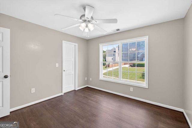 6085 Lake Windsor Parkway, Buford, GA 30518