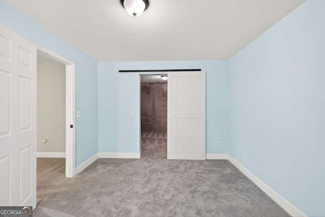 6085 Lake Windsor Parkway, Buford, GA 30518