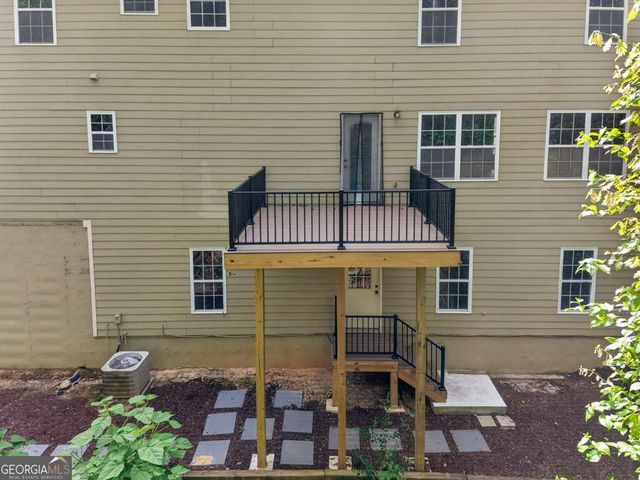 6085 Lake Windsor Parkway, Buford, GA 30518