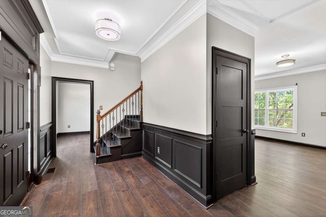 6085 Lake Windsor Parkway, Buford, GA 30518