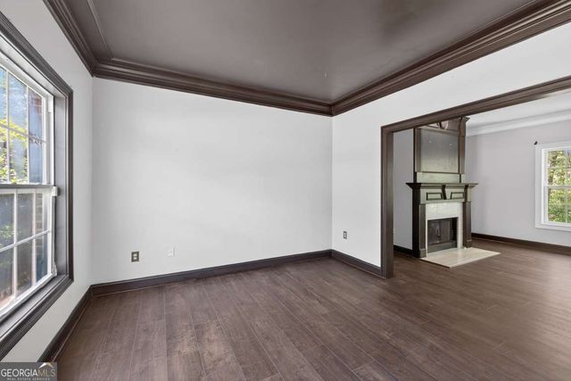 6085 Lake Windsor Parkway, Buford, GA 30518