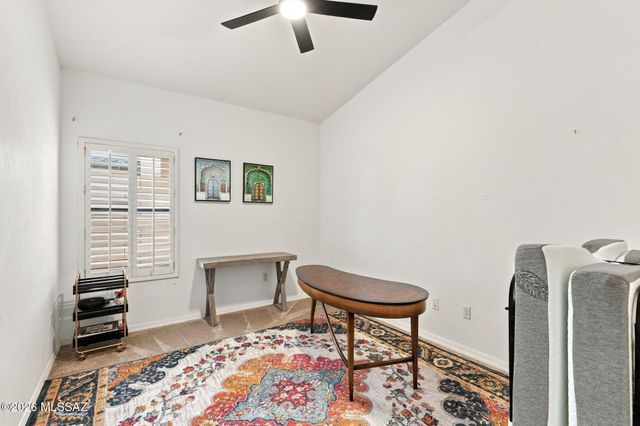 4894 N Louis River Way, Tucson, AZ 85718