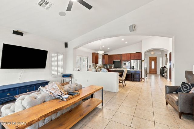 4894 N Louis River Way, Tucson, AZ 85718