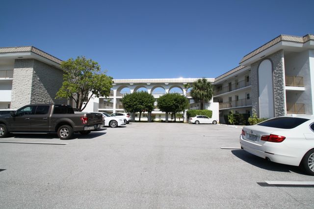 5501 NW 2nd Avenue 1020, Boca Raton, FL 33487