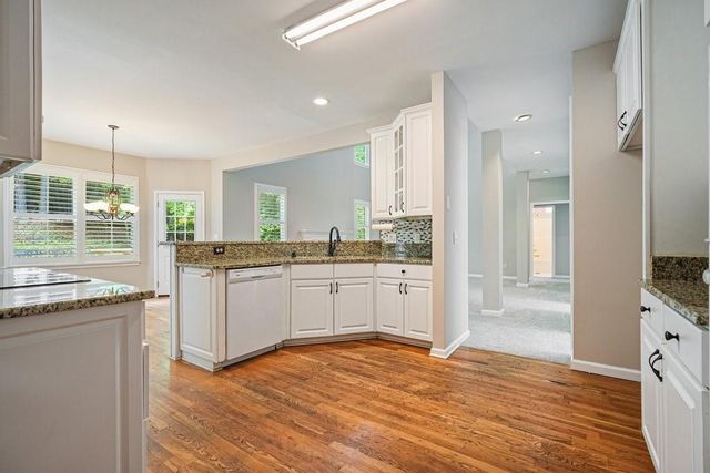 8033 Ridge Valley, Woodstock, GA 30189