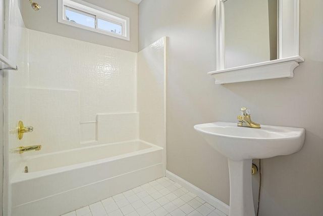 8033 Ridge Valley, Woodstock, GA 30189