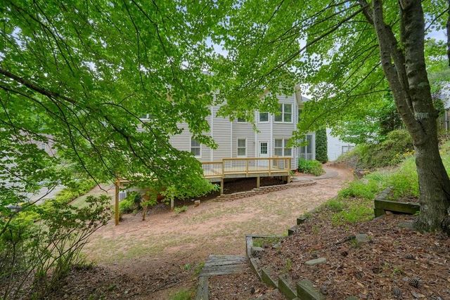 8033 Ridge Valley, Woodstock, GA 30189