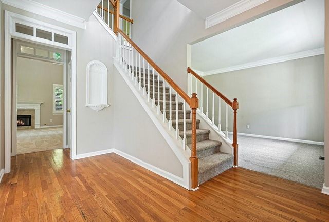 8033 Ridge Valley, Woodstock, GA 30189