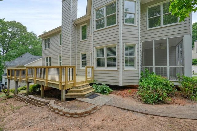 8033 Ridge Valley, Woodstock, GA 30189