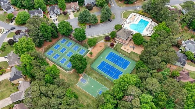 8033 Ridge Valley, Woodstock, GA 30189