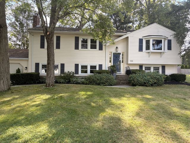 103 Kotlik St, Stoughton, MA 02072
