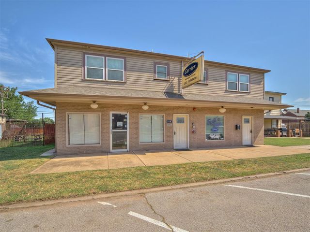 418 W WADE Street, El Reno, OK 73036