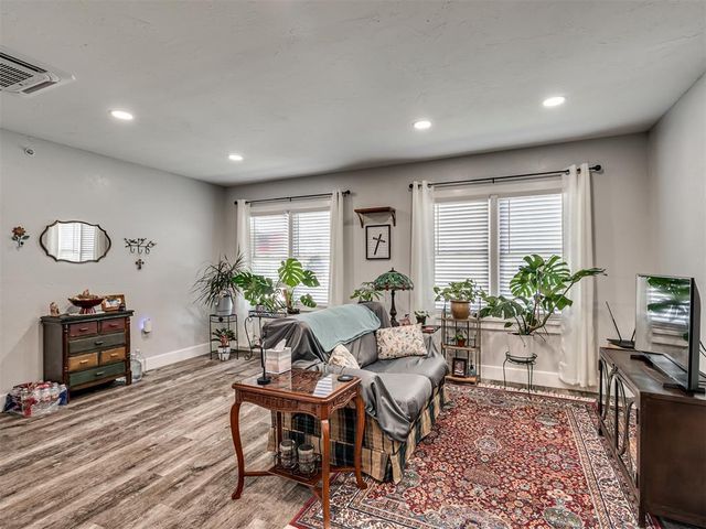 418 W WADE Street, El Reno, OK 73036