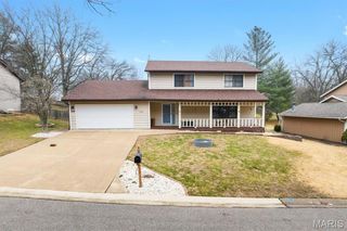 2016 Greenbrier Drive, Collinsville, IL 62234