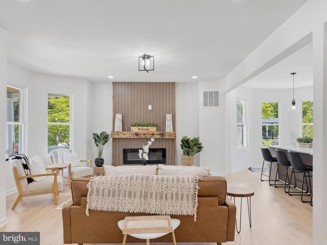 4509 OLIVER ST, Riverdale, MD 20737