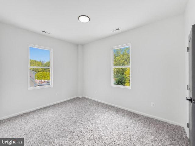 4509 OLIVER ST, Riverdale, MD 20737