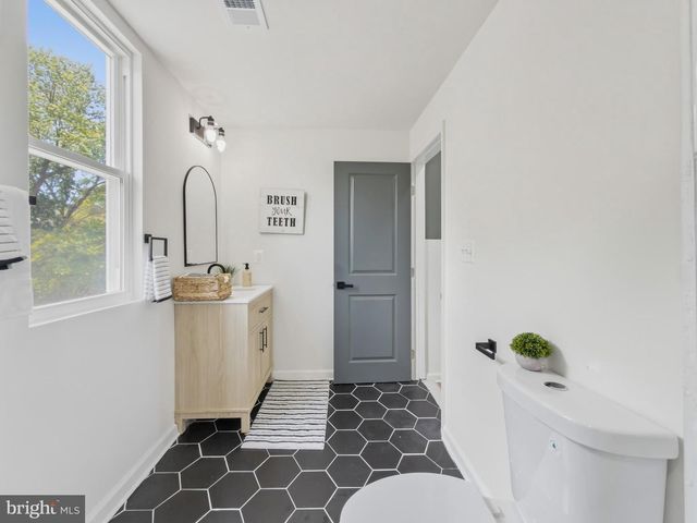 4509 OLIVER ST, Riverdale, MD 20737