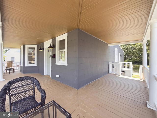 4509 OLIVER ST, Riverdale, MD 20737